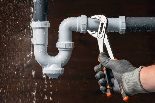 Professional Sewer Line Repair technician working in Holder, FL